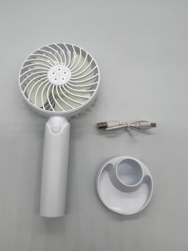 Mini prenosný USB ventilátor – stolný a ručný, pre internát a vonkajšie použitie, 3 rýchlosti, vymeniteľná batéria, nabíjanie cez USB