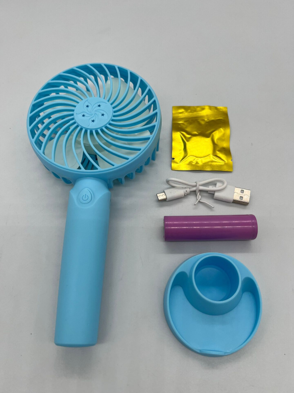 Mini prenosný USB ventilátor – stolný a ručný, pre internát a vonkajšie použitie, 3 rýchlosti, vymeniteľná batéria, nabíjanie cez USB