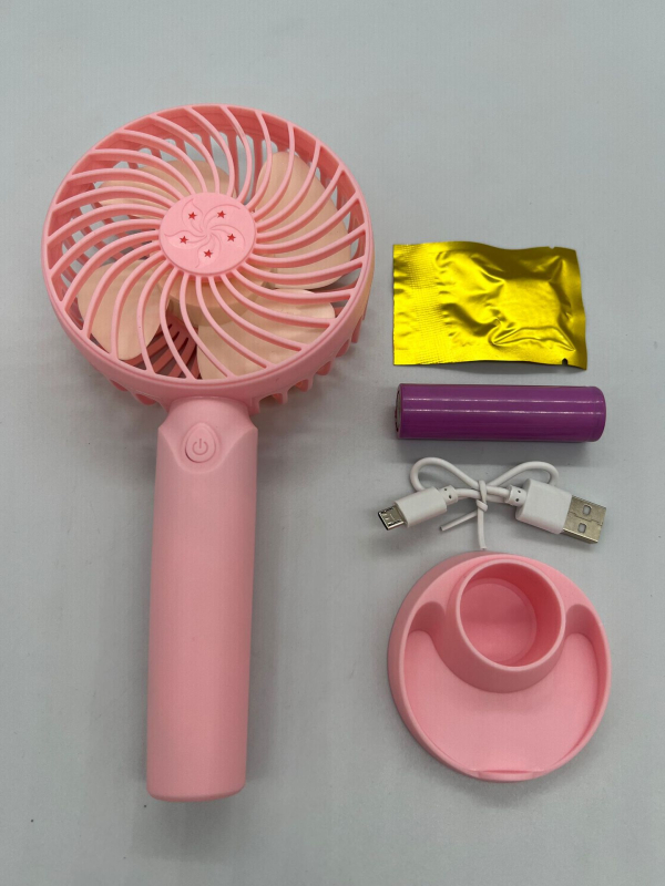 Mini prenosný USB ventilátor – stolný a ručný, pre internát a vonkajšie použitie, 3 rýchlosti, vymeniteľná batéria, nabíjanie cez USB