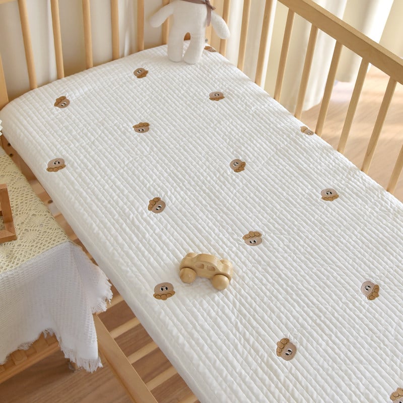 Set de lenjerie pentru copii din bumbac 100%: cearșaf cu elastic și protecție pentru saltea, design patchwork, pentru toate anotimpurile
