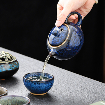 Sada Kung Fu čaju z Jun porcelánu: 1 kanvička a 4 šálky, keramická darčeková krabička