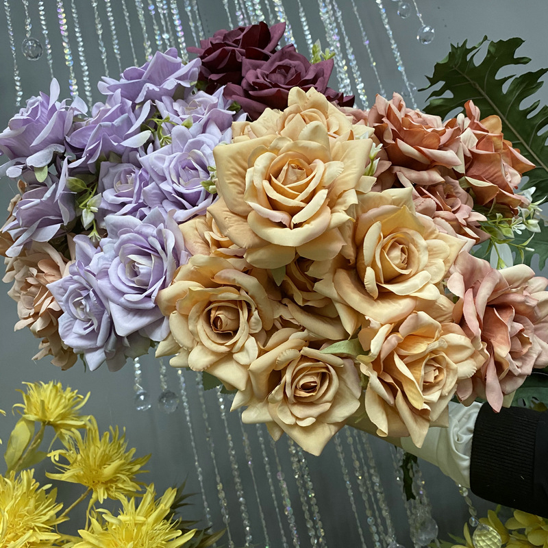 Umelá kvetina Hibiscus ruža s 9 hlavami pre výzdobu svadobnej sály