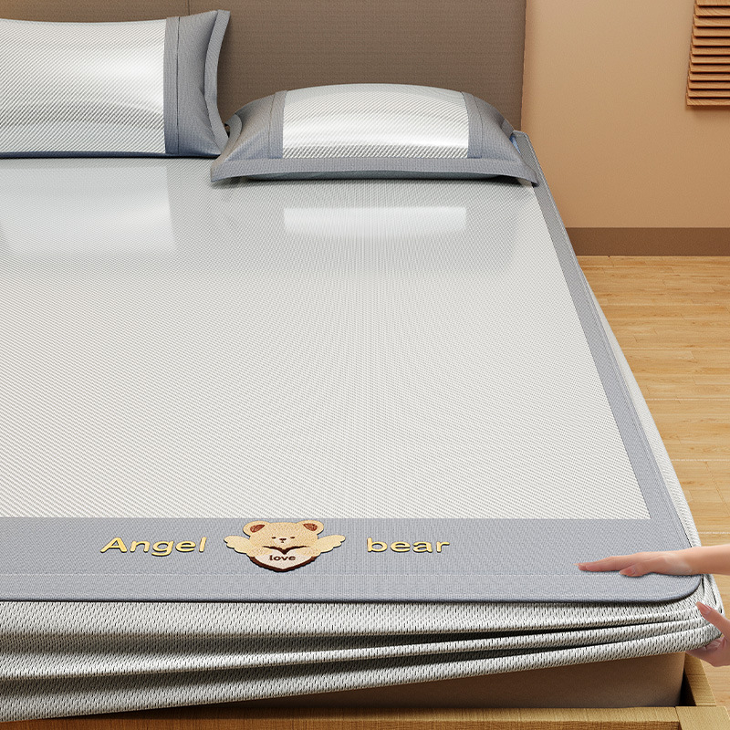 2025 nový model chladivý saténový matrac Ice Silk, certifikovaný pre matky a deti, skladací dizajn