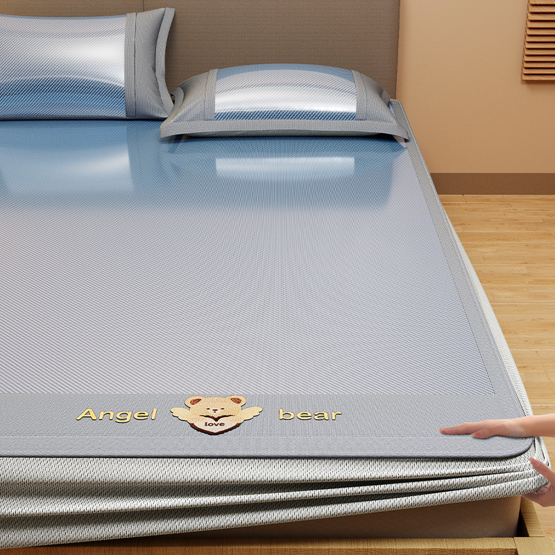 2025 nový model chladivý saténový matrac Ice Silk, certifikovaný pre matky a deti, skladací dizajn