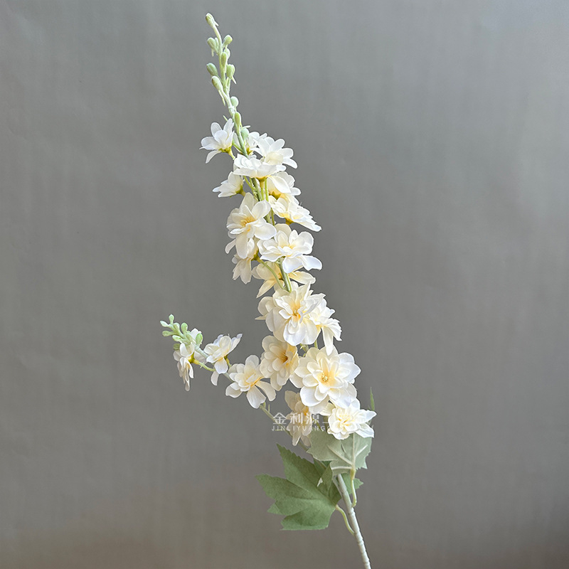 Umelé kvety na svadbu - Delphinium s dvojramenným stonkom, flokovaná dekorácia do svadobnej sály