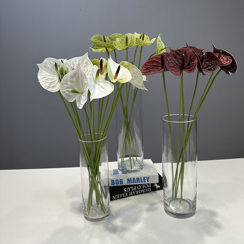 Flower King 3D PU umelé kvety – kytica s červeným anthuriumom, flamingo kvetom, pokojovou ľaliou a phalaenopsis orchideou, výška 30–100 cm, na svadby, rekvizity na fotenie a domovú dekoráciu