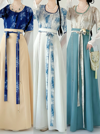 Mucha Original — Mali Tang stil Hanfu ispisni set: cvjetni uzorak, kratki rukavi, okrugli izrez i suknja s osam panela za svakodnevnu upotrebu