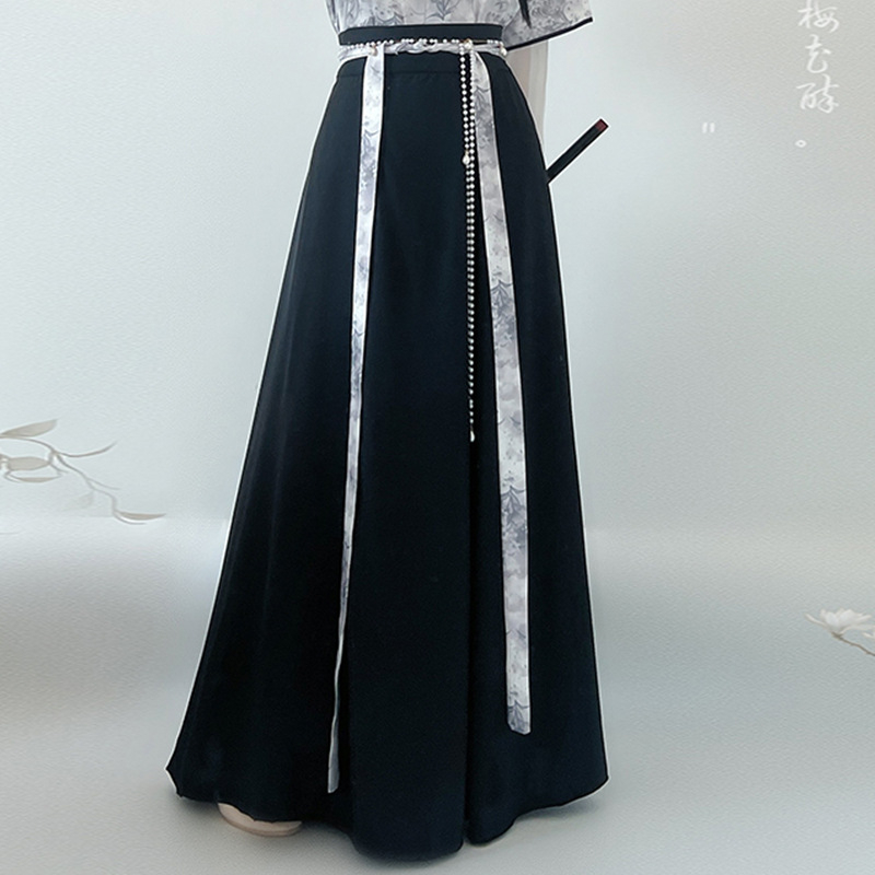 Mucha Original — Mali Tang stil Hanfu ispisni set: cvjetni uzorak, kratki rukavi, okrugli izrez i suknja s osam panela za svakodnevnu upotrebu