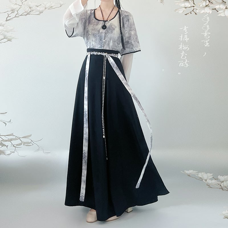 Mucha Original — Mali Tang stil Hanfu ispisni set: cvjetni uzorak, kratki rukavi, okrugli izrez i suknja s osam panela za svakodnevnu upotrebu