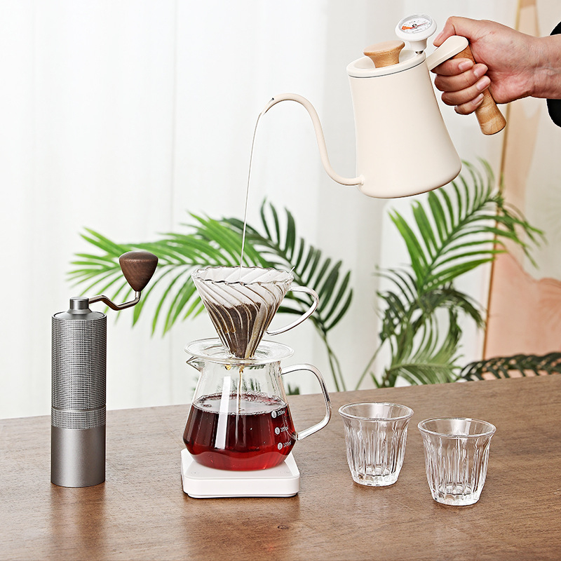 Caferhyme sada na prípravu kávy s ručným mlynčekom, pour-over kanvičkou a darčekovým boxom