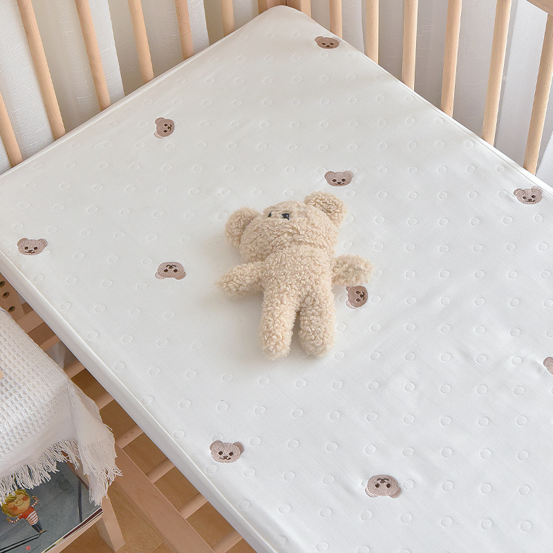 Cearșaf pentru pătuț din bumbac 100%, cu 6 straturi de muselină, broderie Jacquard, margine elastică