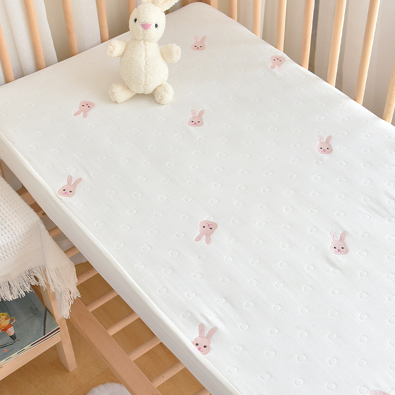 Cearșaf pentru pătuț din bumbac 100%, cu 6 straturi de muselină, broderie Jacquard, margine elastică