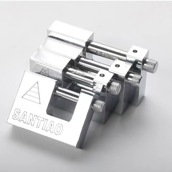 Zámok 40 mm, horizontálne otvorenie, obdĺžniková čepeľ, veľký, imitácia nehrdzavejúcej ocele, proti vlámaniu a krádeži