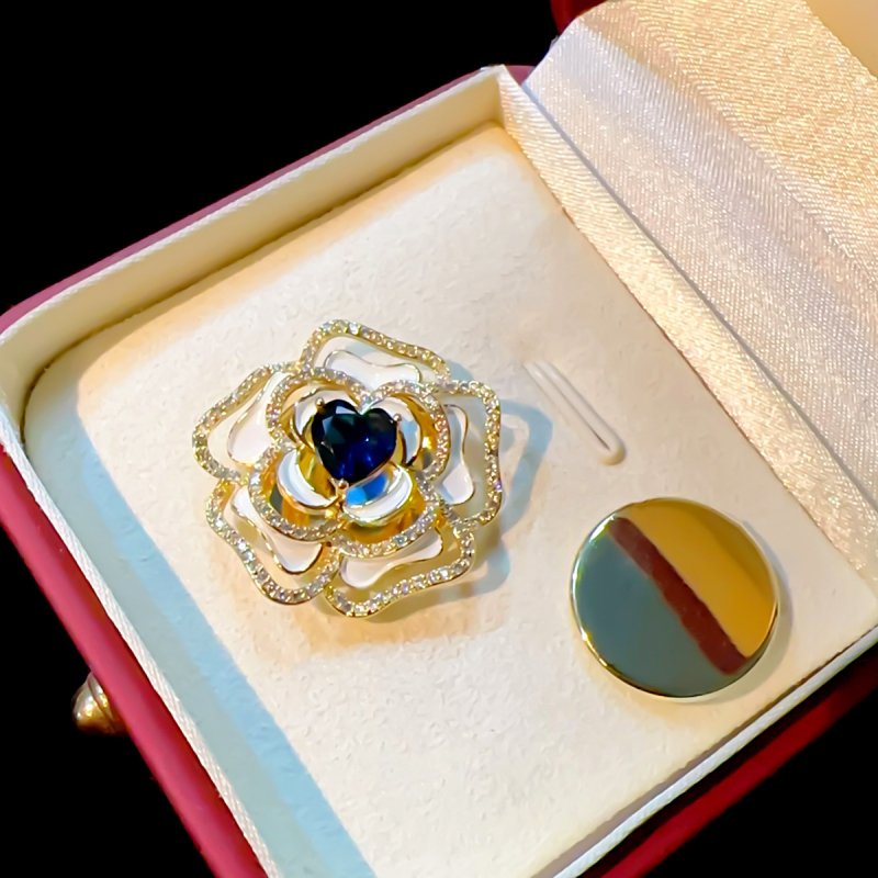 Korejski stil, elegantna leptir broš s prirodnom perlom i cvijetom camellije, magnetska kopča, za kapute i sako, unisex, svestran i profinjen