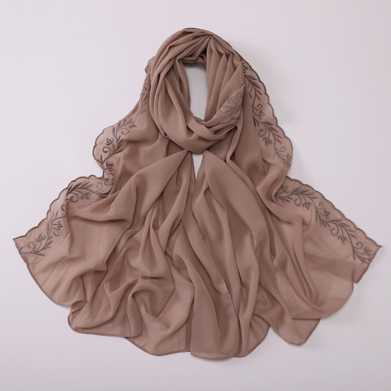 Gyöngyhímzett hosszú chiffon sál, női fejkendő