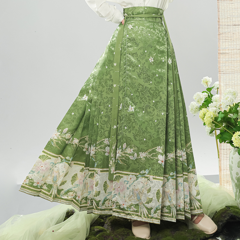 Ženski Hanfu set u Ming stilu, izvezena preklopna ovratnica, rukavi s krilima, nacionalni stil, suknja s panelom konjskog lica, svakodnevna putna odjeća
