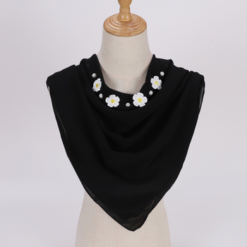 Gardénia gyöngyös chiffon négyszög sál, 90 cm, etnikus stílus