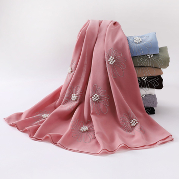 Virágos strasszos és gyöngyös chiffon hijab sál