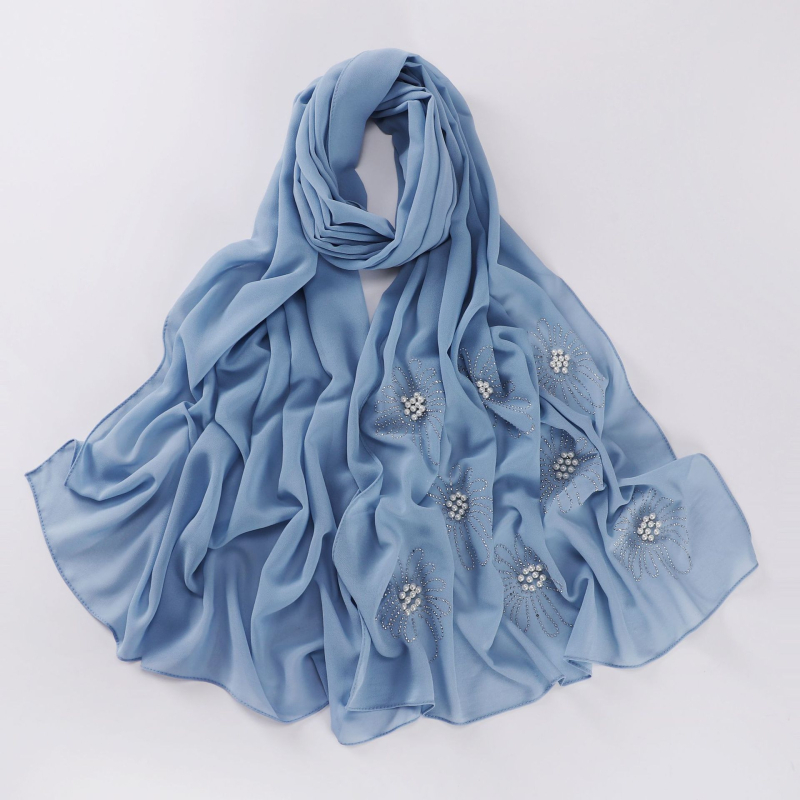 Virágos strasszos és gyöngyös chiffon hijab sál