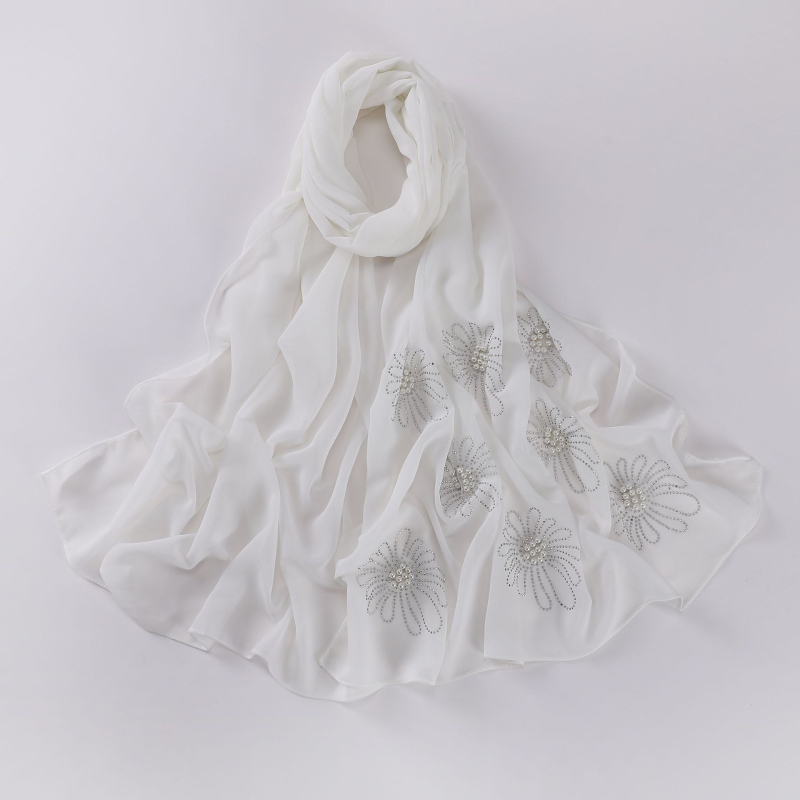 Virágos strasszos és gyöngyös chiffon hijab sál