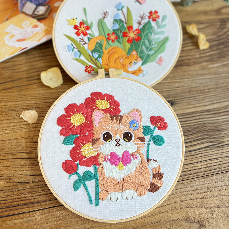 Vyšívací set s mačkou a kvietmi pre začiatočníkov, DIY materiály na stenu