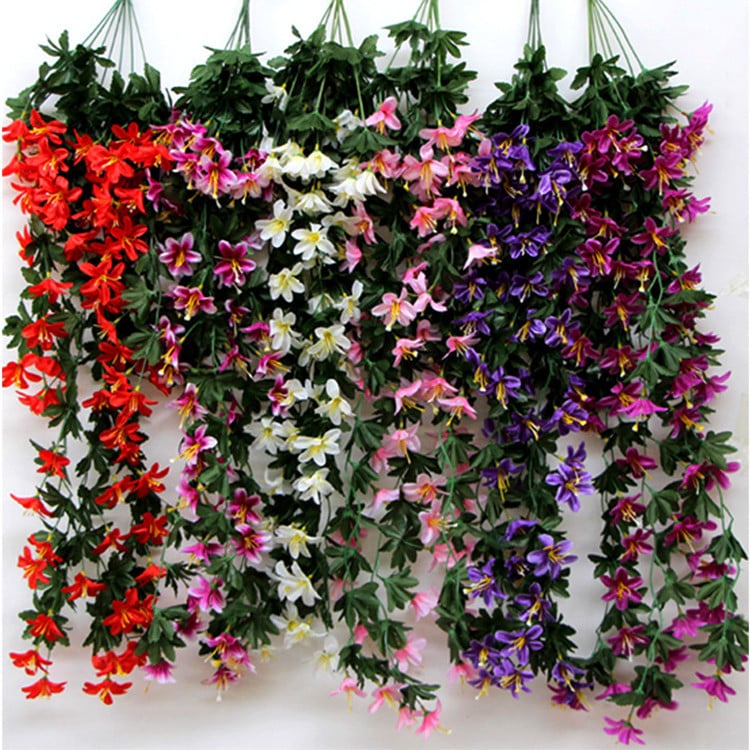 Syntetické kvety ľalia na stenu, hodvábne kvety, visiace viniče s orchideou