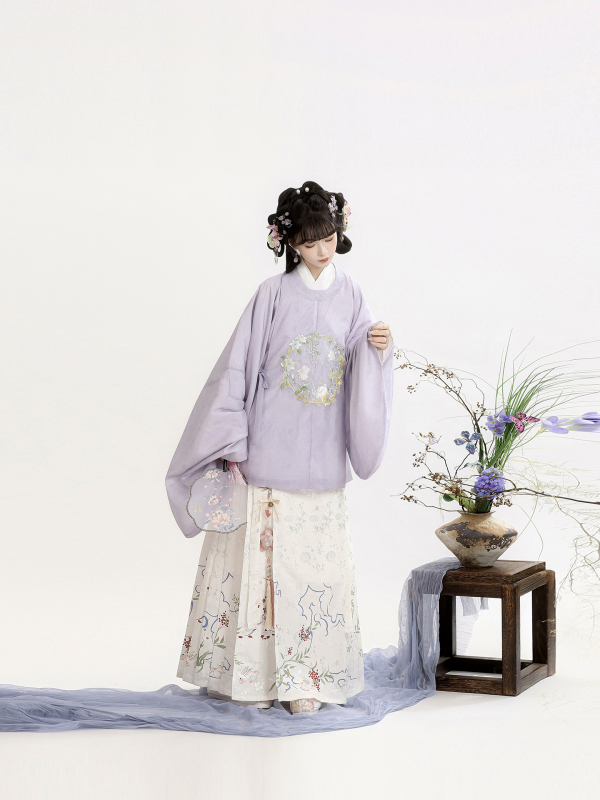 Moonlight Flower Sleep Hanfu za žene u Ming stilu, izšivana bluza s okruglim izrezom i velikim ovratnikom, Mamian suknja, jesen-zima izdanje