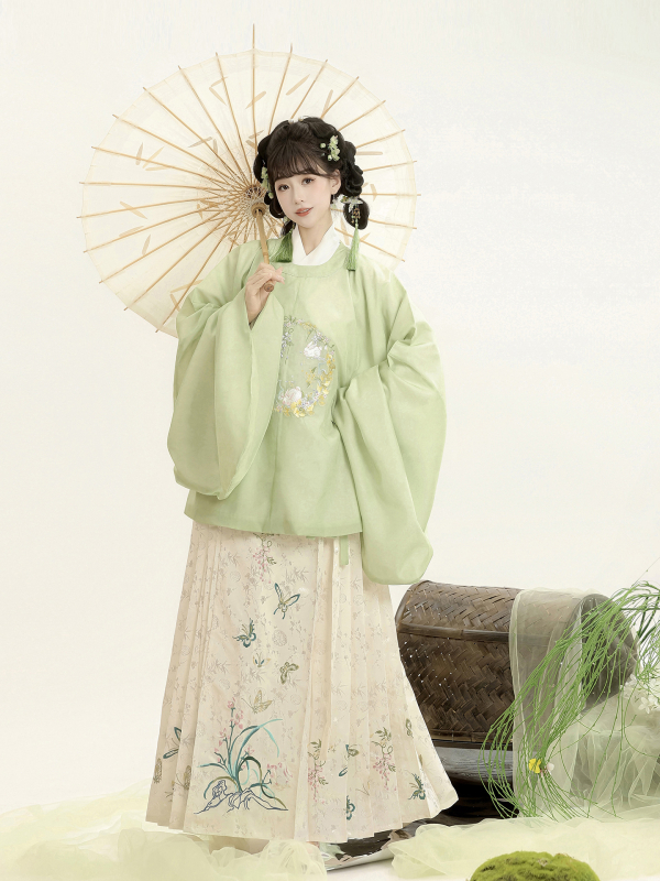Moonlight Flower Sleep Hanfu za žene u Ming stilu, izšivana bluza s okruglim izrezom i velikim ovratnikom, Mamian suknja, jesen-zima izdanje