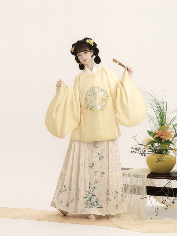 Moonlight Flower Sleep Hanfu za žene u Ming stilu, izšivana bluza s okruglim izrezom i velikim ovratnikom, Mamian suknja, jesen-zima izdanje