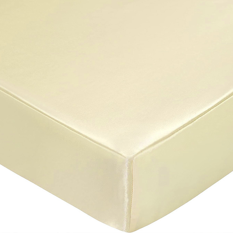 Set de lenjerie de pat pentru bebeluși din satin imitație mătase, textură netedă ice silk — cearșaf cu elastic și husă de pilotă, în mai multe culori și dimensiuni