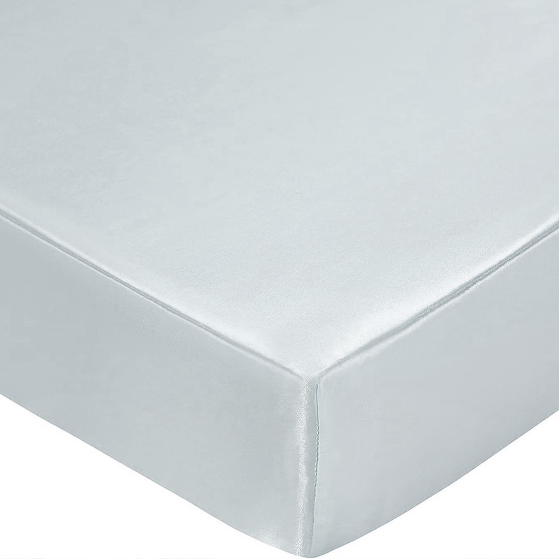 Set de lenjerie de pat pentru bebeluși din satin imitație mătase, textură netedă ice silk — cearșaf cu elastic și husă de pilotă, în mai multe culori și dimensiuni