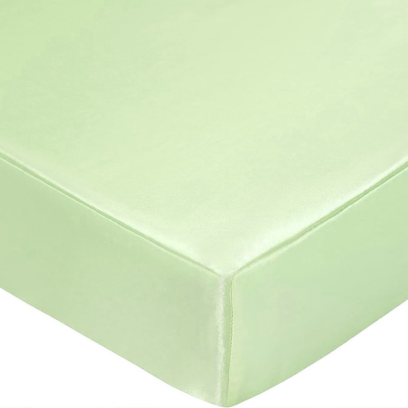 Set de lenjerie de pat pentru bebeluși din satin imitație mătase, textură netedă ice silk — cearșaf cu elastic și husă de pilotă, în mai multe culori și dimensiuni
