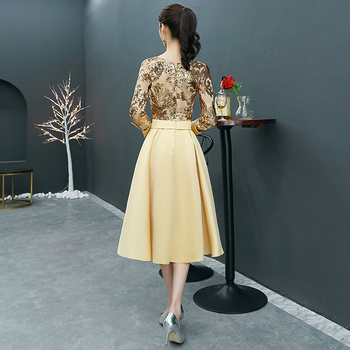Zlata večernja haljina za žene, novi model 2026., pogodna za svakodnevno nošenje, elegantna kratka banketna haljina za voditeljicu godišnje sjednice
