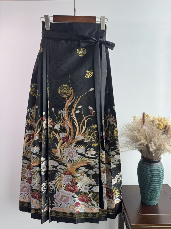 Crveni hanfu s teškom zlatnom izvezom i suknjom s dizajnom horse-face, tradicionalni kineski stil, nova hanfu za vjenčanje i zaruke