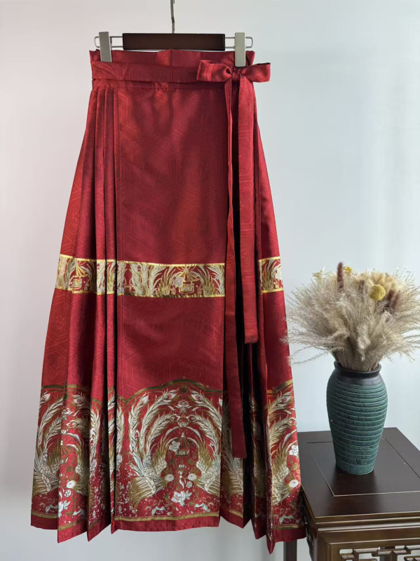 Crveni hanfu s teškom zlatnom izvezom i suknjom s dizajnom horse-face, tradicionalni kineski stil, nova hanfu za vjenčanje i zaruke