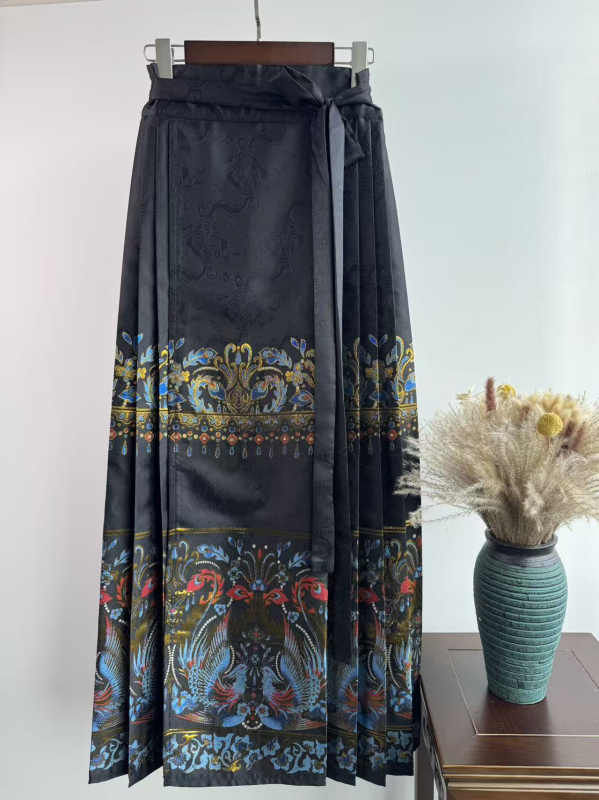 Crveni hanfu s teškom zlatnom izvezom i suknjom s dizajnom horse-face, tradicionalni kineski stil, nova hanfu za vjenčanje i zaruke