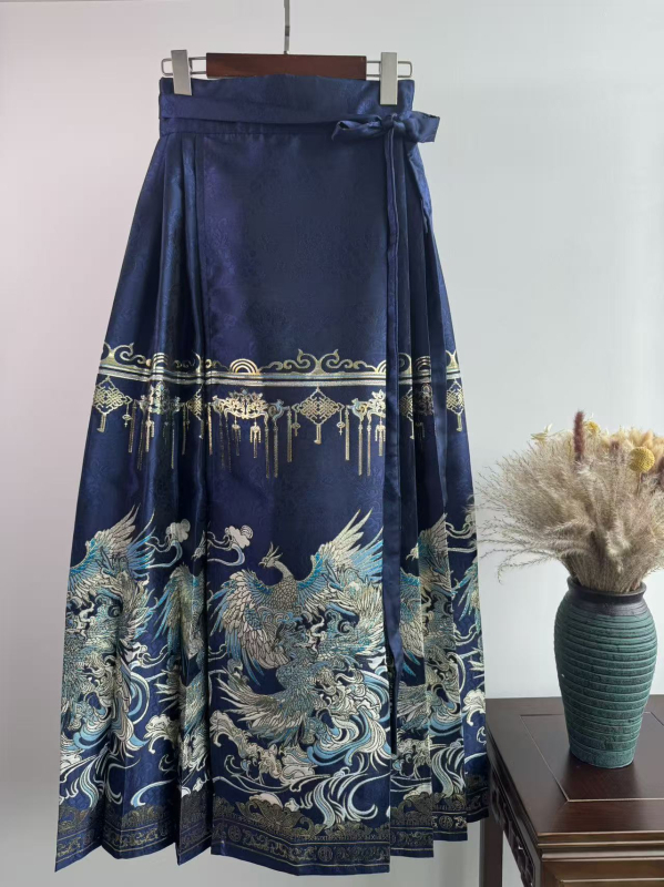 Crveni hanfu s teškom zlatnom izvezom i suknjom s dizajnom horse-face, tradicionalni kineski stil, nova hanfu za vjenčanje i zaruke