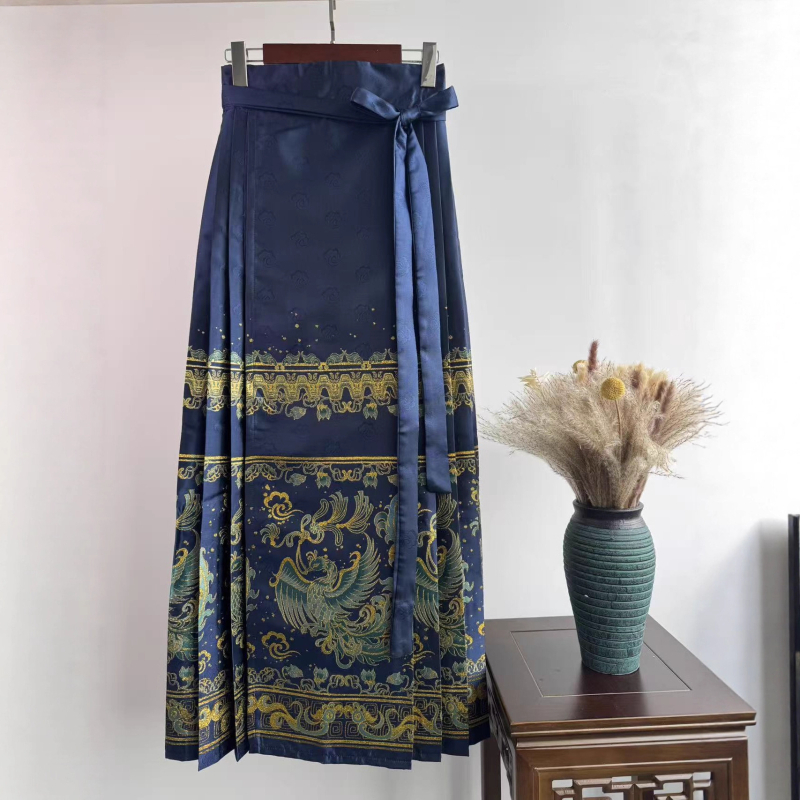 Crveni hanfu s teškom zlatnom izvezom i suknjom s dizajnom horse-face, tradicionalni kineski stil, nova hanfu za vjenčanje i zaruke