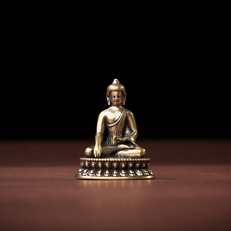Retro mosadzové sošky Budhu: Guanyin, Šakjamuni a Ksitigarbha pre domovú dekoráciu