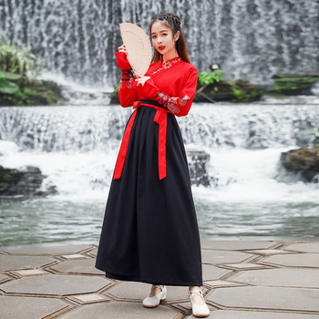 Ενήλικη Hanfu με κέντημα και σταυρωτό γιακά, κινέζικου στυλ αρχαϊκό κοστούμι με επιρροή πολεμικών τεχνών