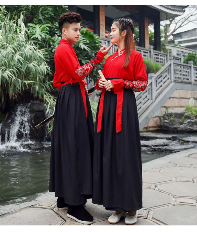 Ενήλικη Hanfu με κέντημα και σταυρωτό γιακά, κινέζικου στυλ αρχαϊκό κοστούμι με επιρροή πολεμικών τεχνών