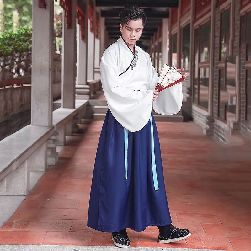 Ενήλικη Hanfu με κέντημα και σταυρωτό γιακά, κινέζικου στυλ αρχαϊκό κοστούμι με επιρροή πολεμικών τεχνών
