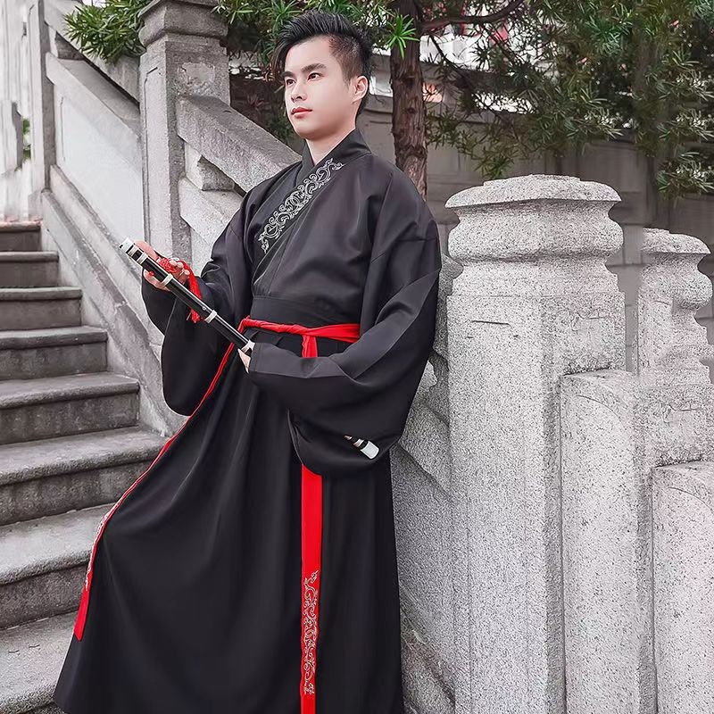 Ενήλικη Hanfu με κέντημα και σταυρωτό γιακά, κινέζικου στυλ αρχαϊκό κοστούμι με επιρροή πολεμικών τεχνών
