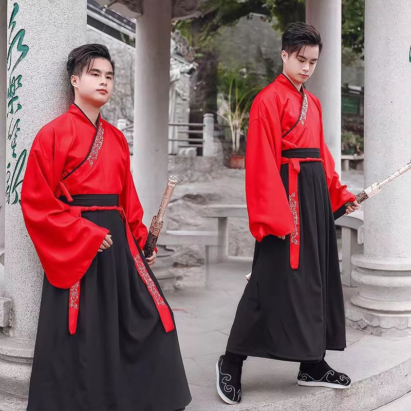 Ενήλικη Hanfu με κέντημα και σταυρωτό γιακά, κινέζικου στυλ αρχαϊκό κοστούμι με επιρροή πολεμικών τεχνών