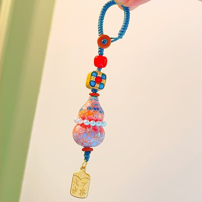 Roztomilá mačka Maneki Neko, lakovaná mačka, ručne tkaný kľúčenok na tašku, umelecký retro štýl