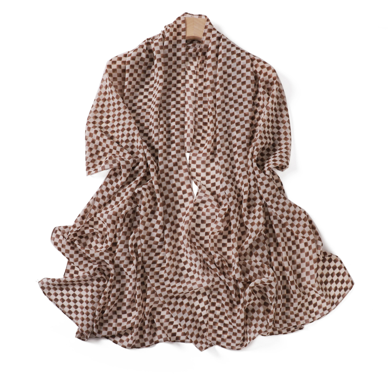 Chiffon hosszú sál virágos mintával és bambusz-kockás mintával, női kendő
