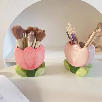 Keramický stojan na štetce na make-up v tvare tulipánu, organizér na stôl a dekorácia do izby