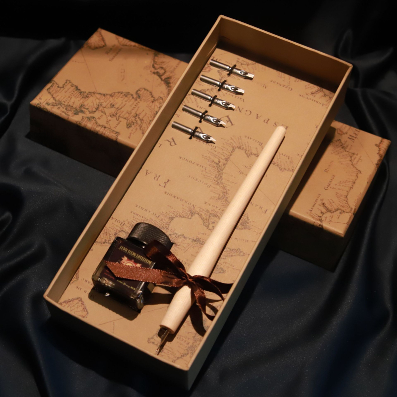 Európsky štýl vintage map box so zlatým perom, pero na namáčanie – pavie alebo husacie pierko
