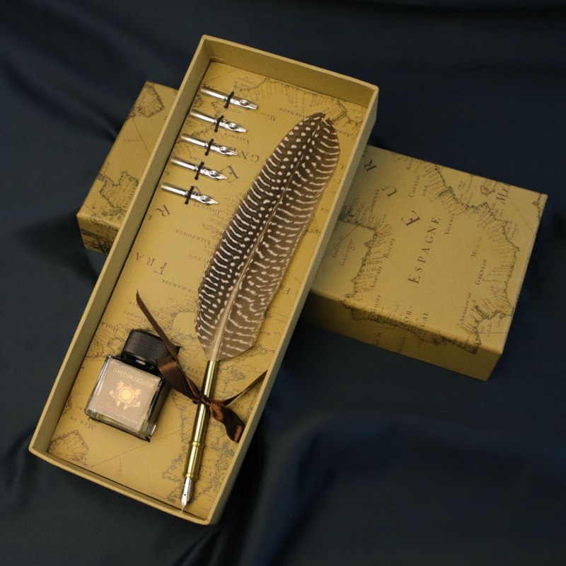Európsky štýl vintage map box so zlatým perom, pero na namáčanie – pavie alebo husacie pierko