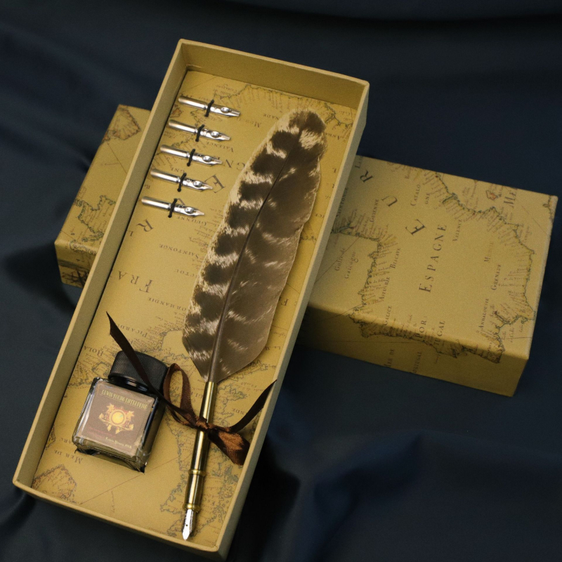 Európsky štýl vintage map box so zlatým perom, pero na namáčanie – pavie alebo husacie pierko